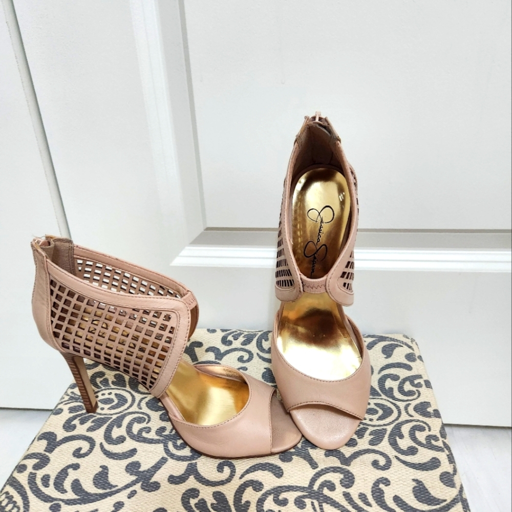 Jessica Simpson Jersee Caged Cuff Sandals/Heels - Picture 2 of 7